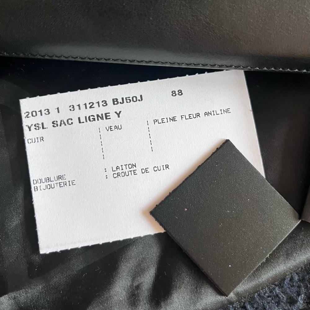 Black Y-Accented YSL Clutch - Picture 17 of 17